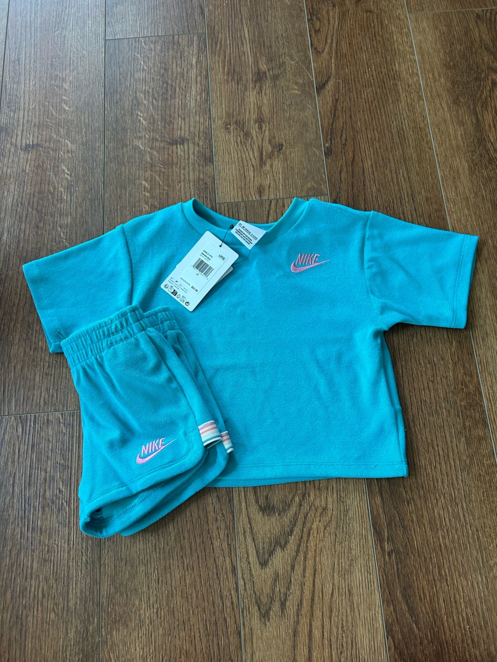 NWT Nike Toddler Set size 4T